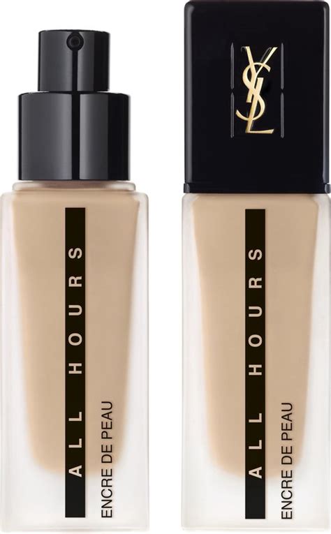 Yves Saint Laurent All Hours Encre De Peau Fond de teint